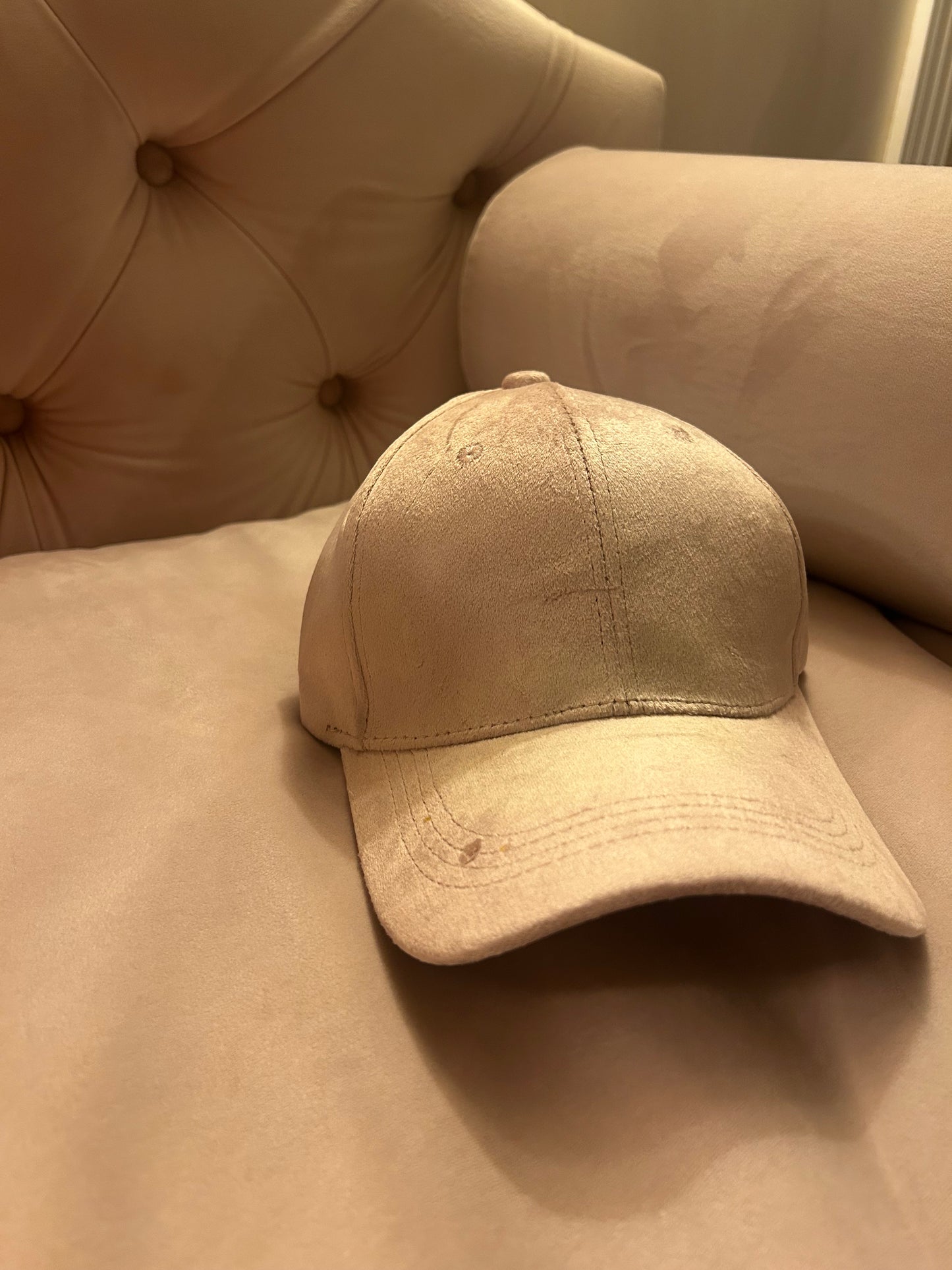 Cappello in velluto rosa